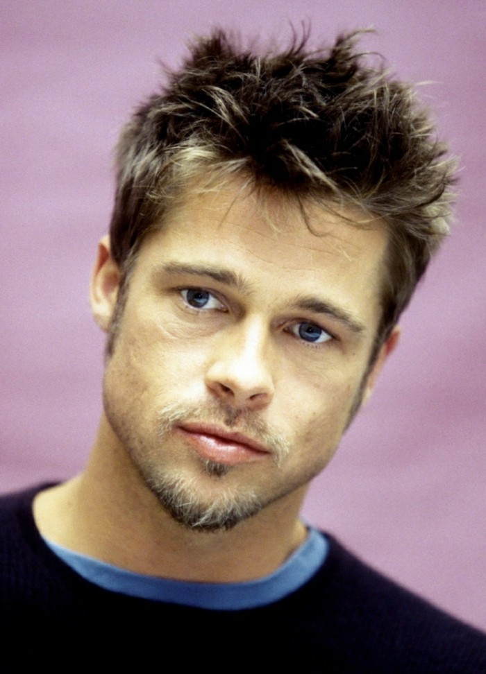 undercut männer, die frisur ist jetzt super trend, aber brad pitt hat sie vor jahrzehnten entdeckt