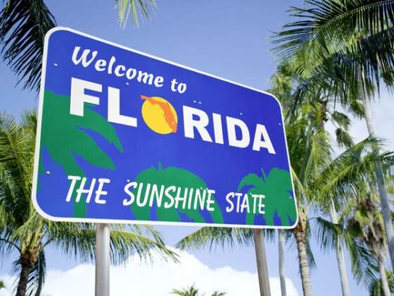 Florida Schild mit Aufschrift Welcome to Florida - the sundshine State