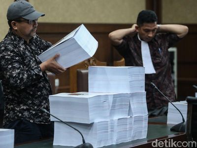 Penampakan 1.576 Lembar Dokumen Tuntutan SYL