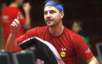 Bild zu Timo Boll begeistert auf seiner Abschiedstour - Mit Düsseldorf gewinnt er gegen Dortmund