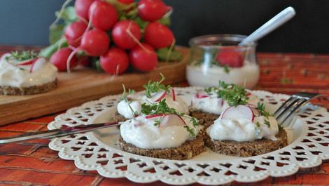 Radieschen-Dip: Rezept für den frühlingsfrischen Dip