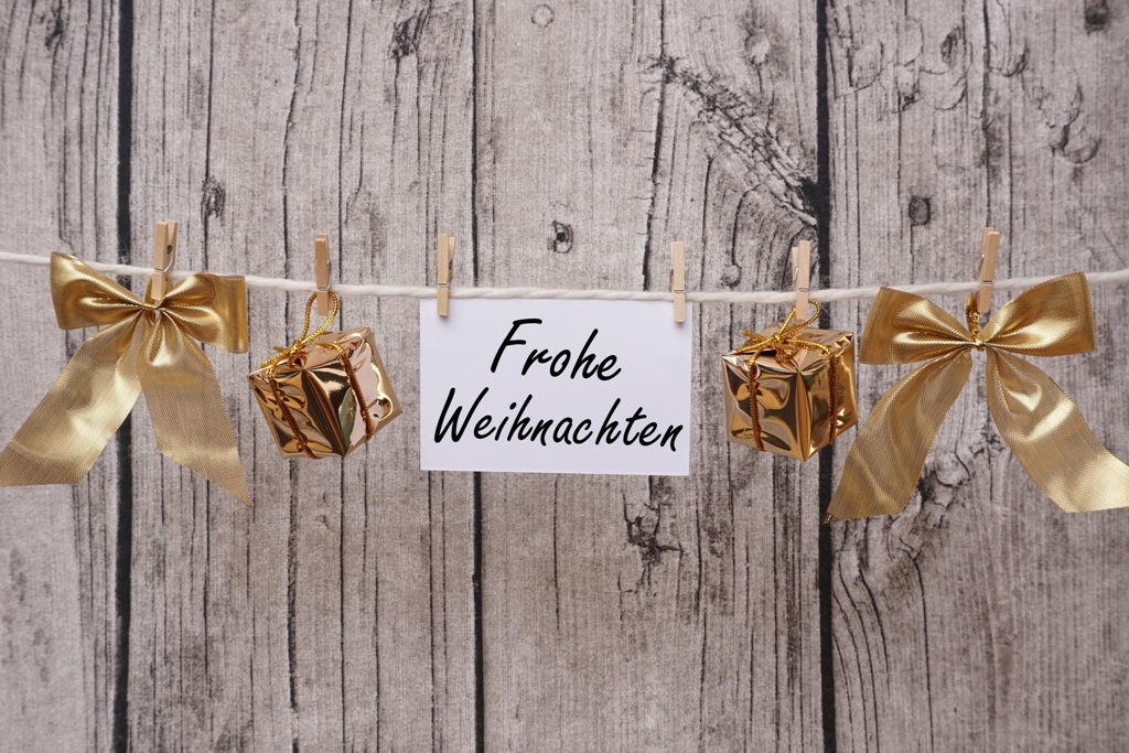 Frohe Weihnachten / Goldene Schleife