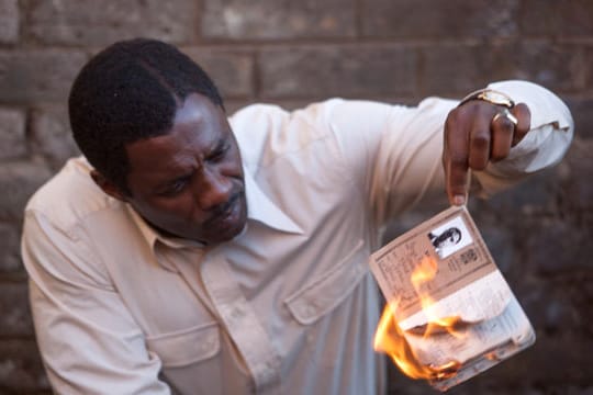 Idris Elba spielt Nelson Mandela.