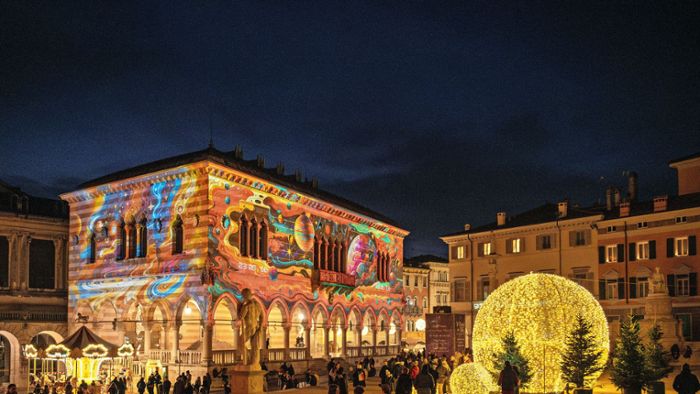 Weihnachten in Esslingen und der Welt: Wie ein Christbaum für das  Tierwohl genutzt wird