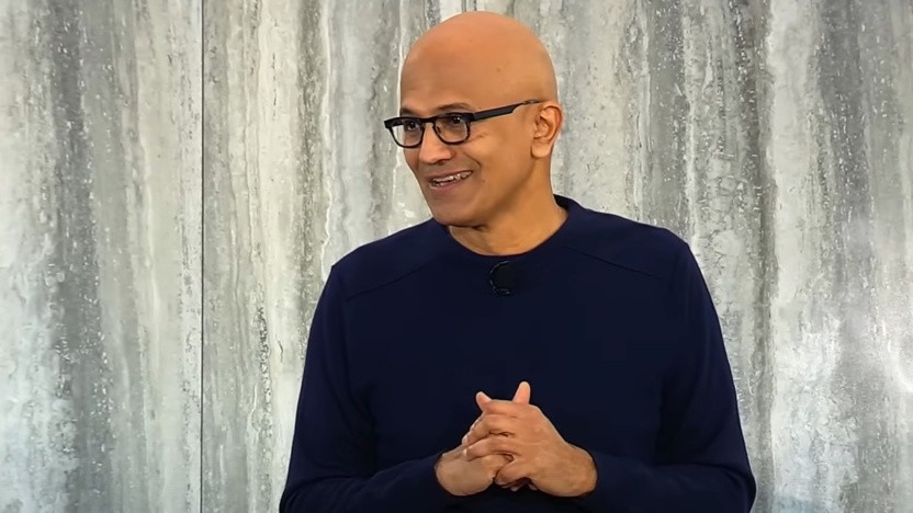 Satya Nadella präsentiert Bing mit ChatGPT.