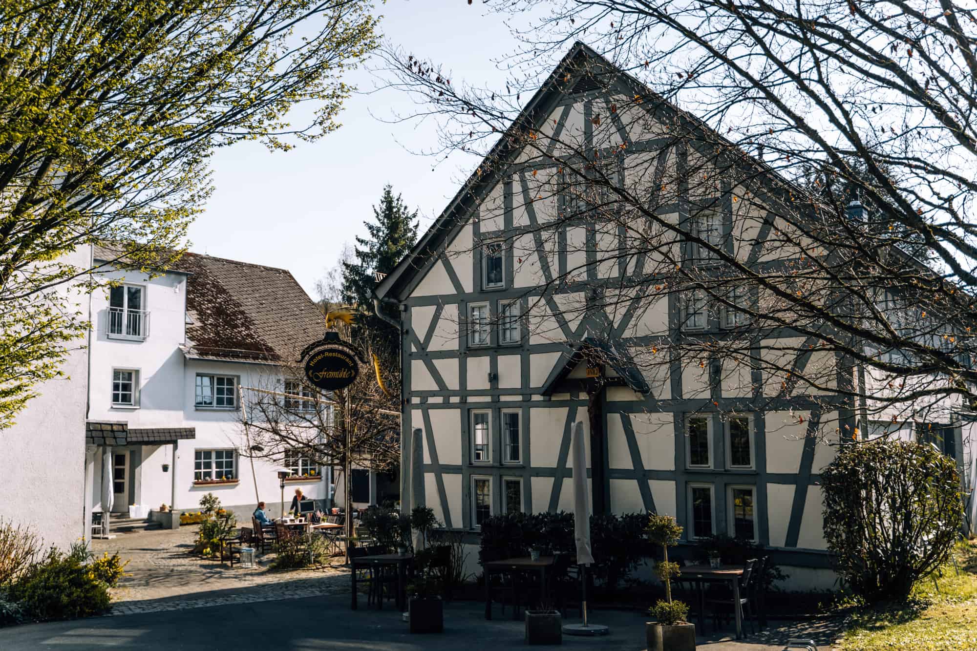 Wäller Pfoten Pfade & mehr: Wanderauszeit (mit Hund) im südlichen Westerwald im Hotel und Restaurant Freimühle