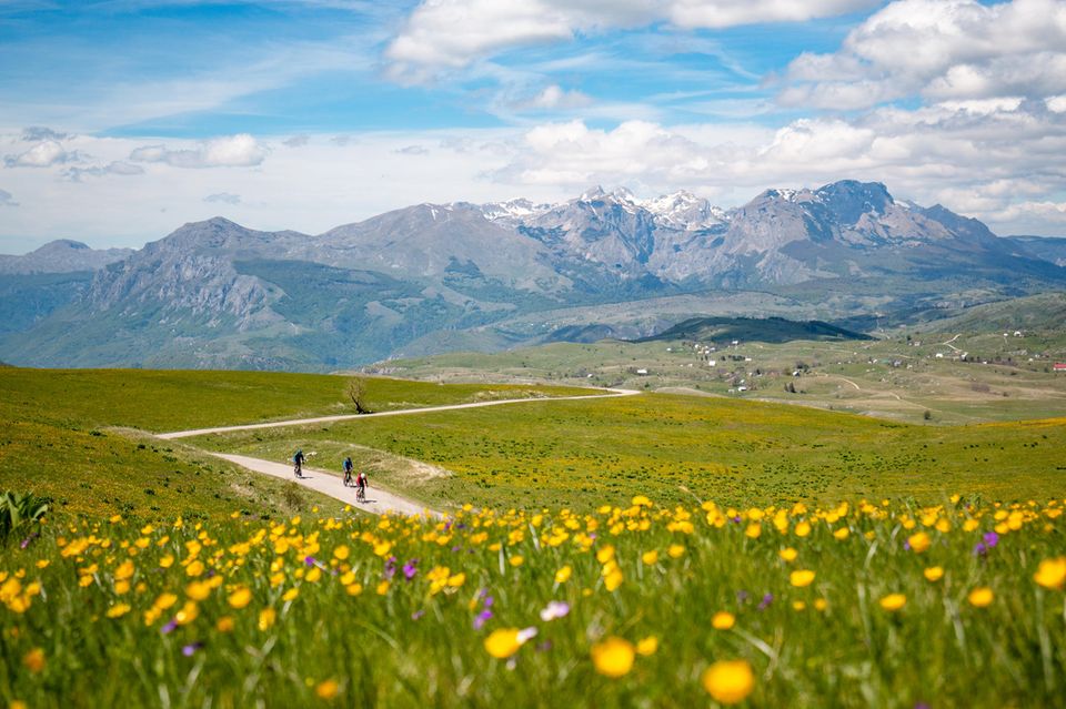 Noch verirren sich wenige Urlauber hierher: die dinarischen Alpen in Montenegro 