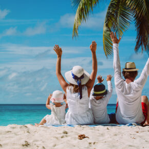 Familie am Strand