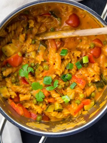 Creamy Vegan One Pot Pasta (Asian Style)