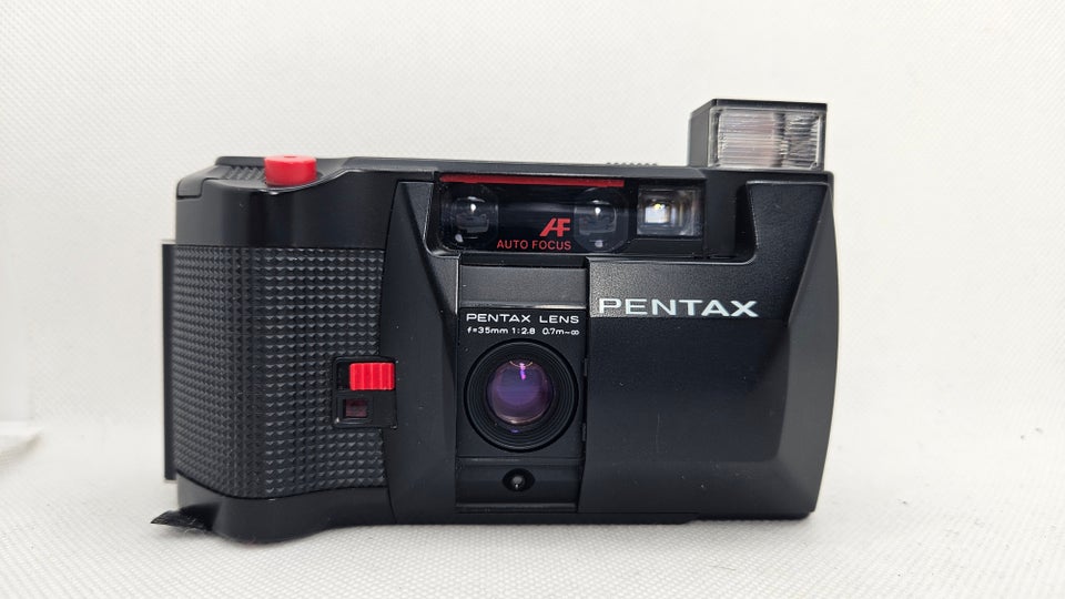 Pentax, God