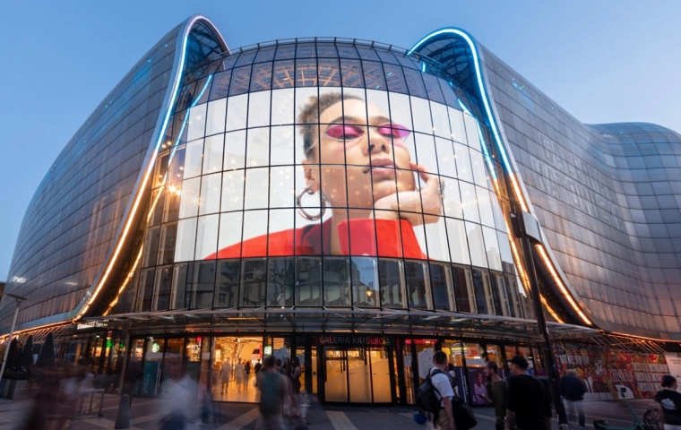 Powstało śląskie Times Square – Screen Network uruchamia ekran w Katowicach