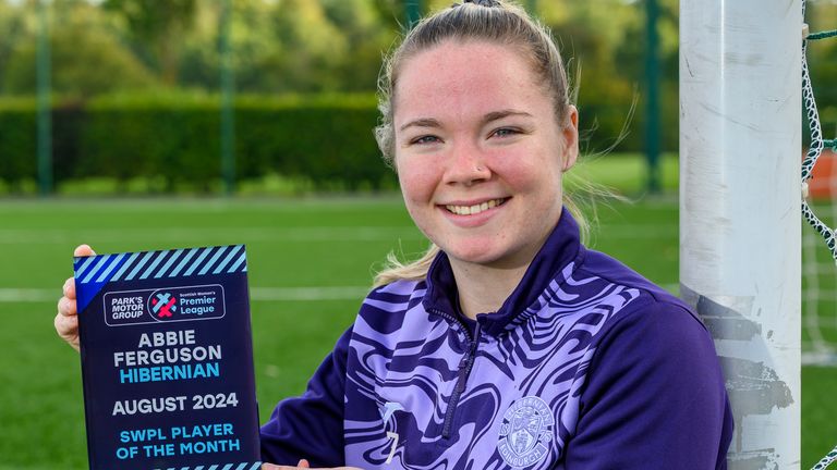 Abbie Ferguson of Hibernian (Credit: Malcolm Mackenzie/SWPL)