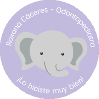 a logo for roxana caceres - odontopediatra with an elephant on it