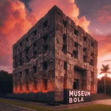 a building that says museum bola on it