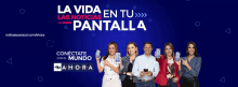 a group of people holding cell phones in front of a blue background that says " la vida en tu "