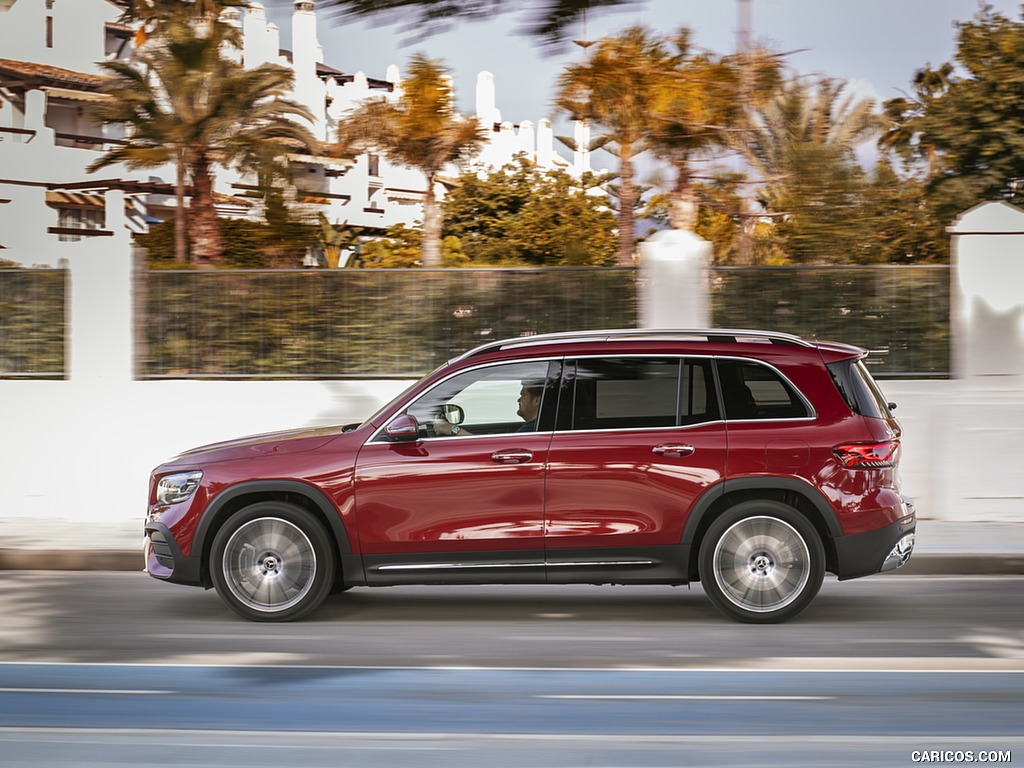 2020 Mercedes-Benz GLB 220 d 4 MATIC (Color: Designo Patagonia Red Metallic) - Side