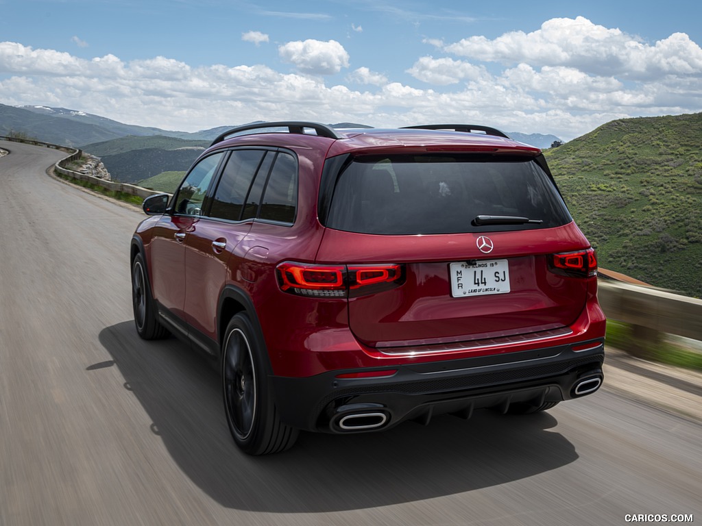 2020 Mercedes-Benz GLB 250 - Rear Three-Quarter