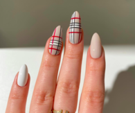 Winter Plaid Nails