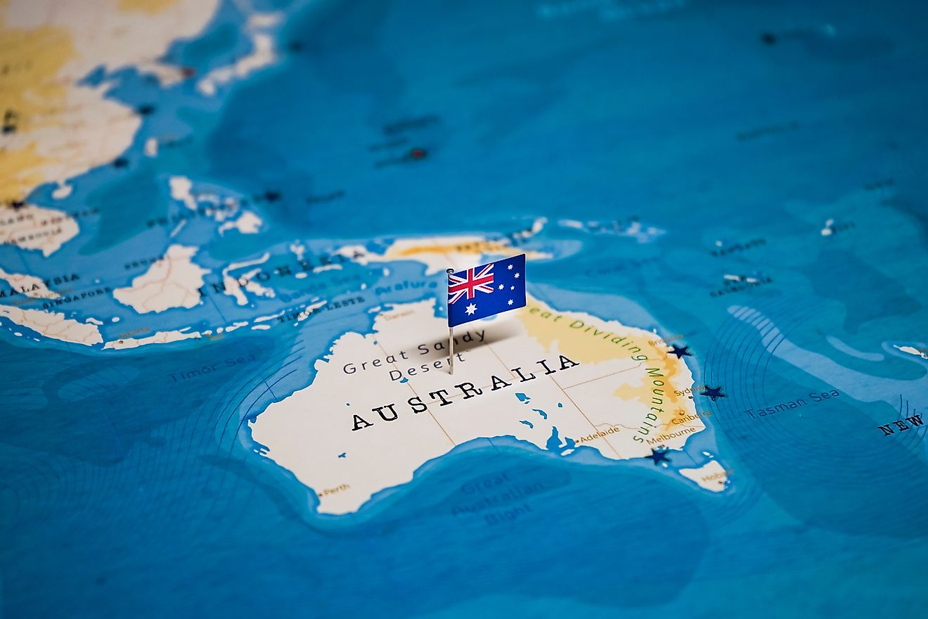 Map and flag of Australia