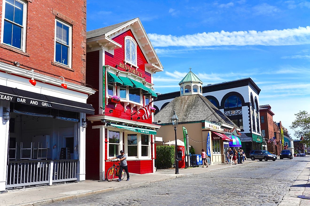 Historic Thames Street in Newport, Rhode Island. Editorial credit: George Wirt / Shutterstock.com