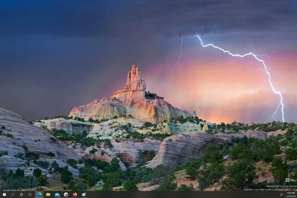 Hình nền Windows 10 hàng ngày với Bing Wallpaper: Bing Wallpaper luôn cập nhật các hình nền mới mỗi ngày đến từ khắp nơi trên thế giới. Với chức năng tự động thay đổi hình nền hàng ngày trên Windows 10 của bạn, bạn sẽ luôn được thưởng thức những hình ảnh đẹp nhất từ Bing Wallpaper.