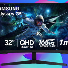 Samsung Odyssey G55C on a multicolor abstract background