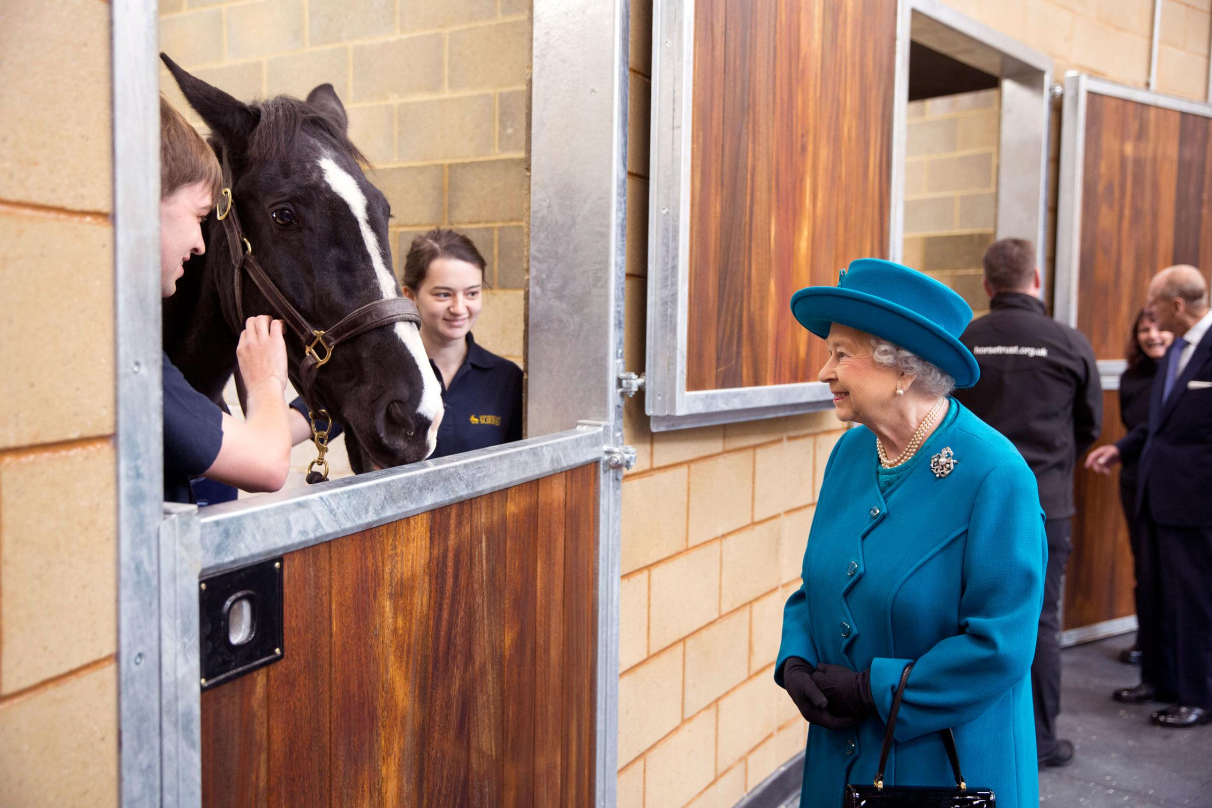 The Queen And Duke Of Edinburgh Open The School Of Veterinary Medicine