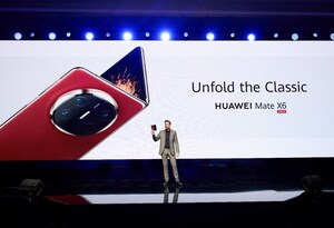 Huawei onthult een nieuw tijdperk van opvouwbare uitmuntendheid tijdens de lancering van 'Unfold the Classic' in Dubai