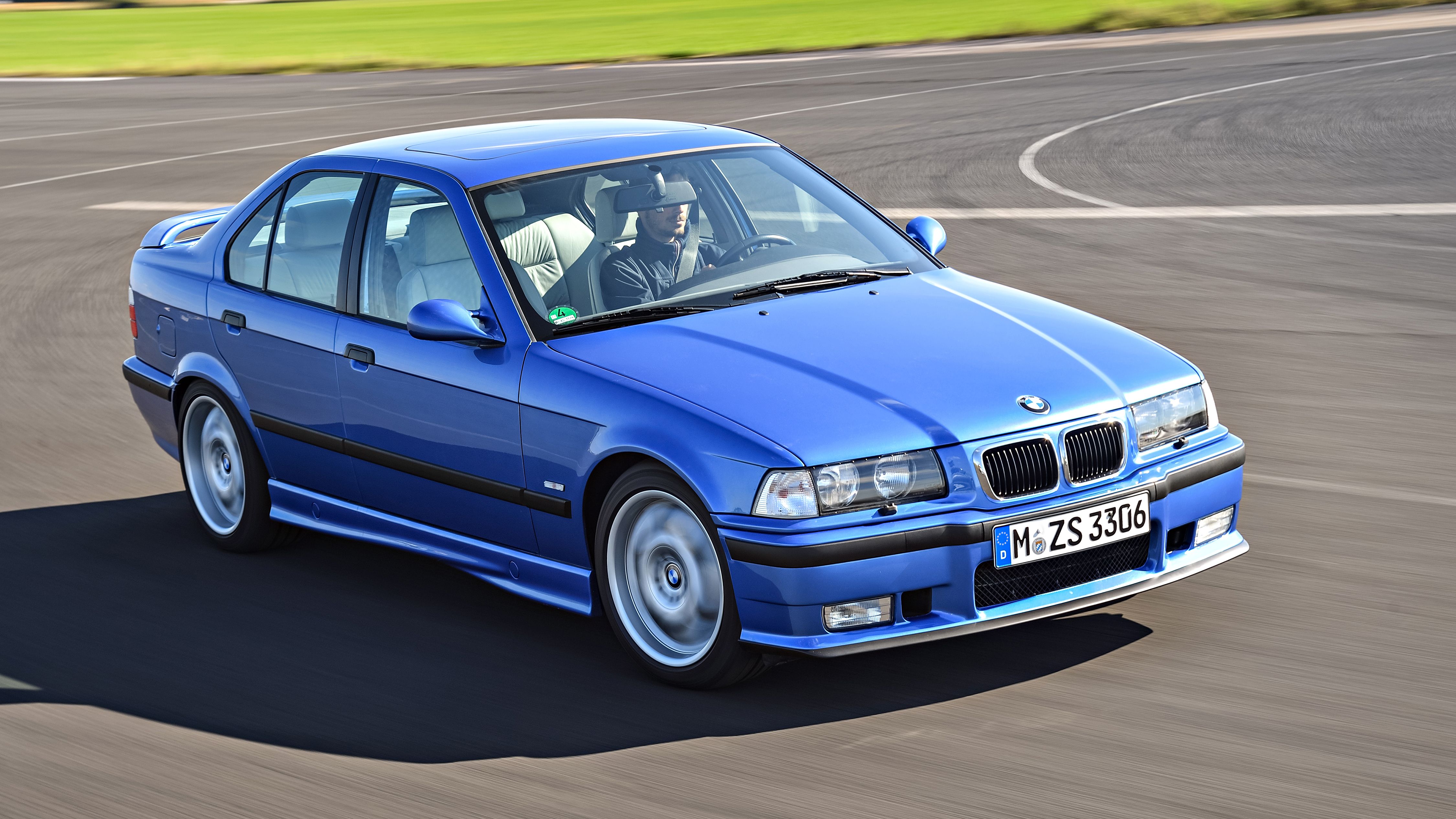 BMW M3 Sedan(E36) 1994 Bmw M3 Sedan, Carros Bmw, Bmw Vintage, Euro Cars ...