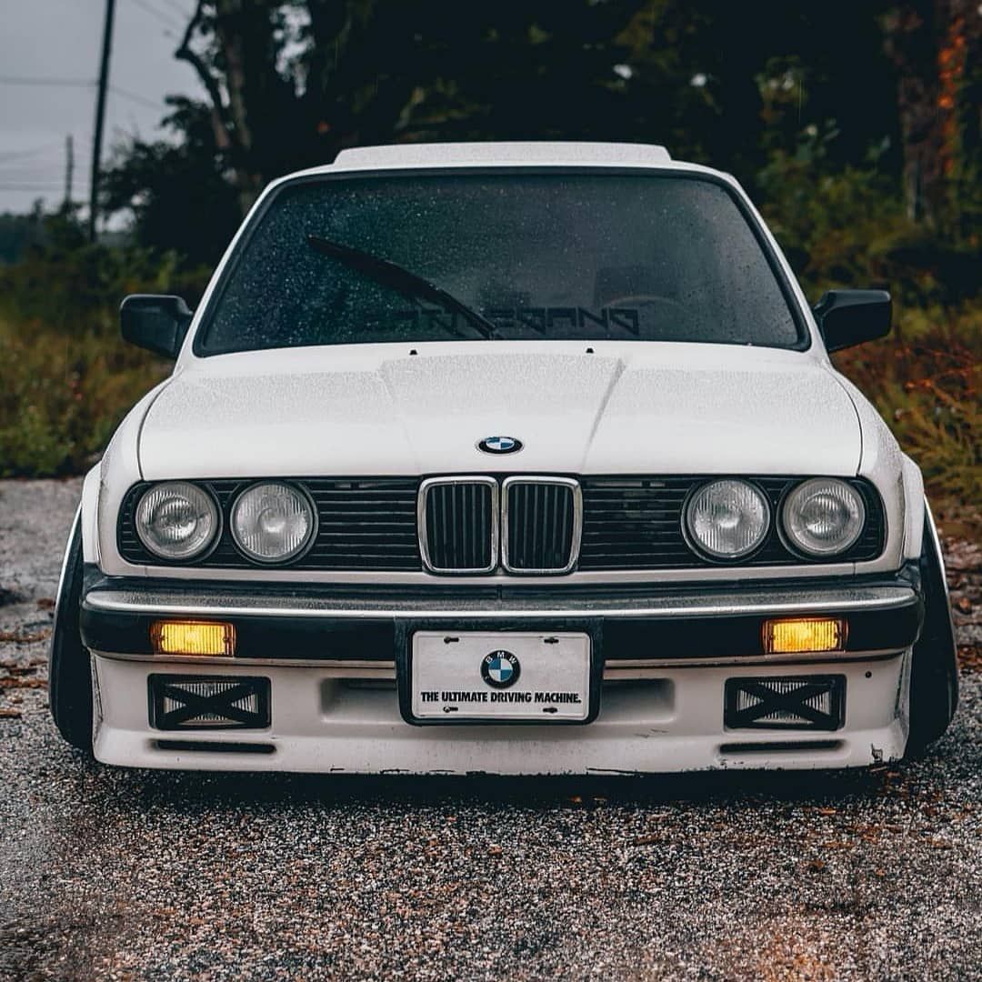 BMW E30