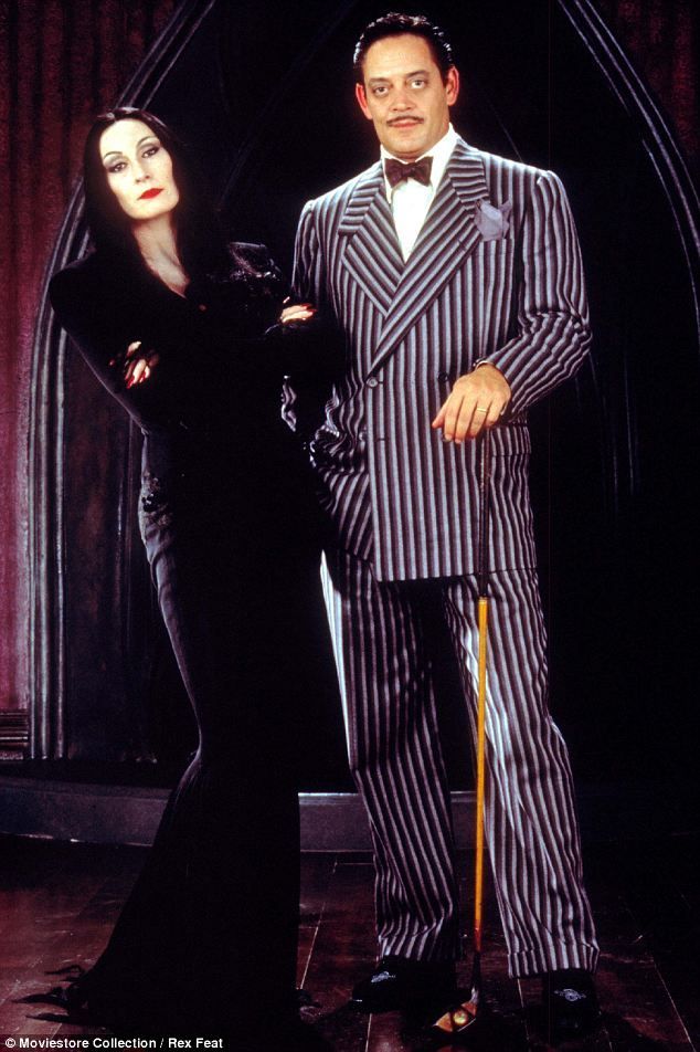 Addams Family Morticia And Gomez