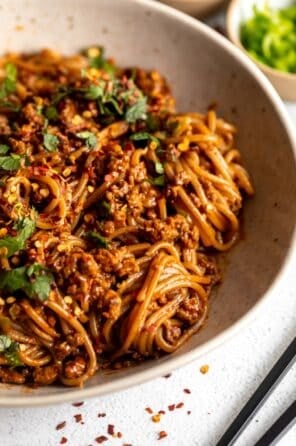 korean-gochujang-noodles