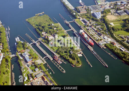 Schleusen Kiel-Holtenau, nördlichen Ende des Nord-Ostsee-Kanals, Nord-Ostsee-Kanal, Luftaufnahme, Kiel, Schleswig-Holstein, Deutschland Stockfoto