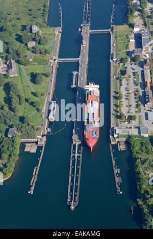 Schleusen Kiel-Holtenau, nördlichen Ende des Nord-Ostsee-Kanals, Nord-Ostsee-Kanal, Luftaufnahme, Kiel, Schleswig-Holstein, Deutschland Stockfoto