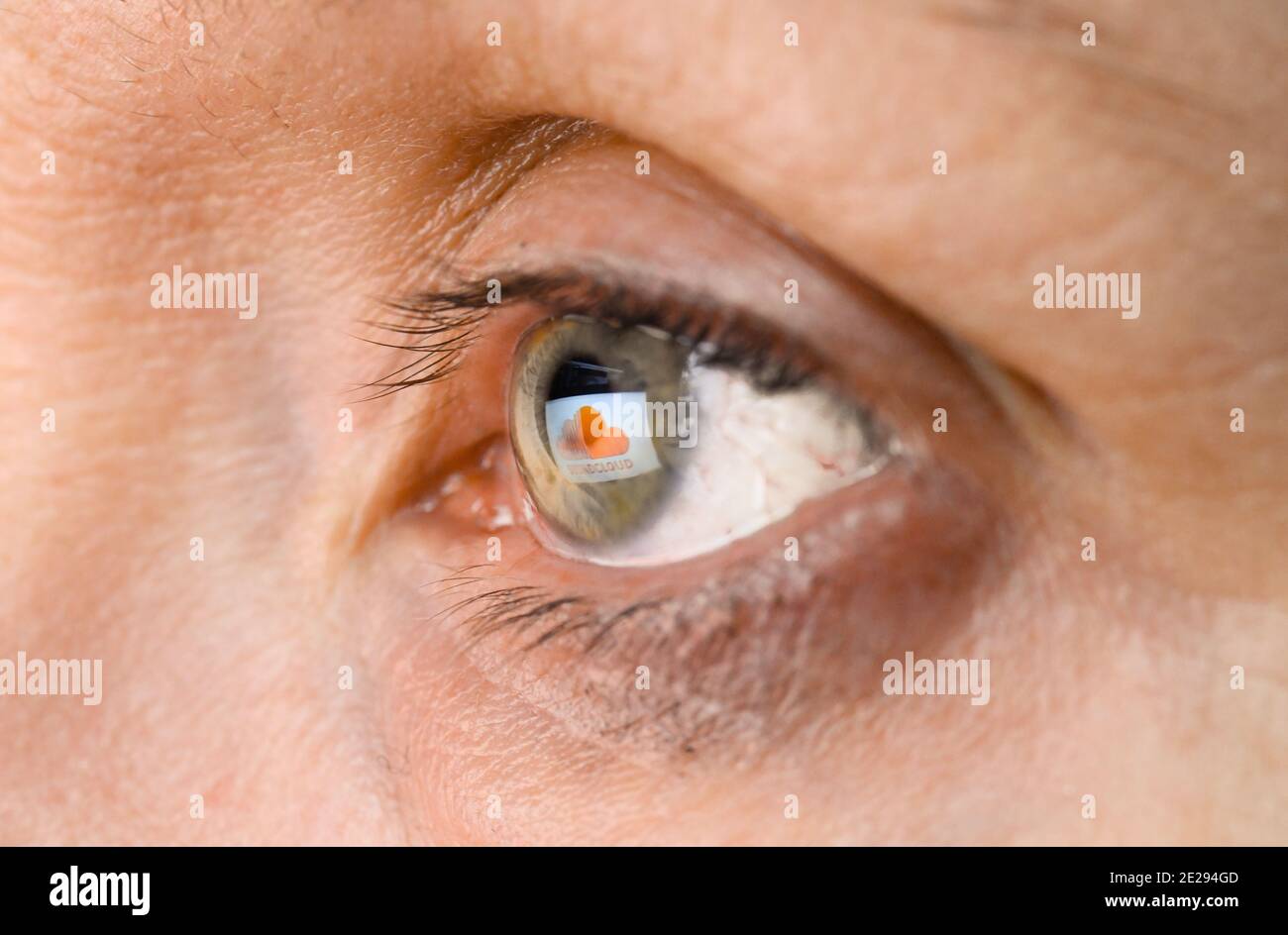 Auge, Logo Soundcloud Stock Photo - Alamy