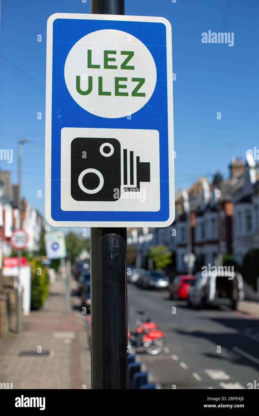 Low Emission Signage on Bounday Zone, with camera symbol Stock Photo