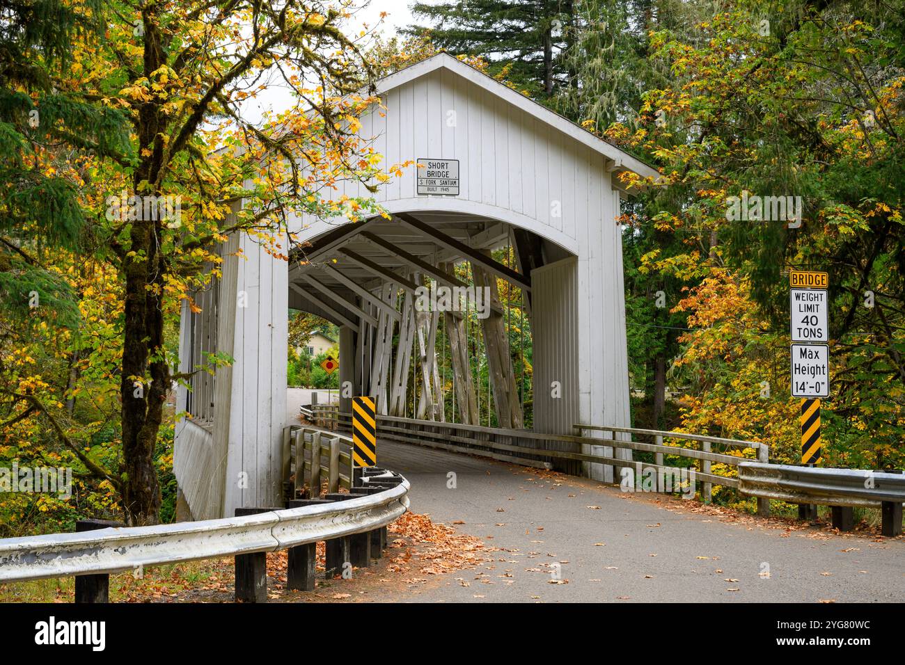 Short Bridge, Cascadia, Oregon. Stock Photo