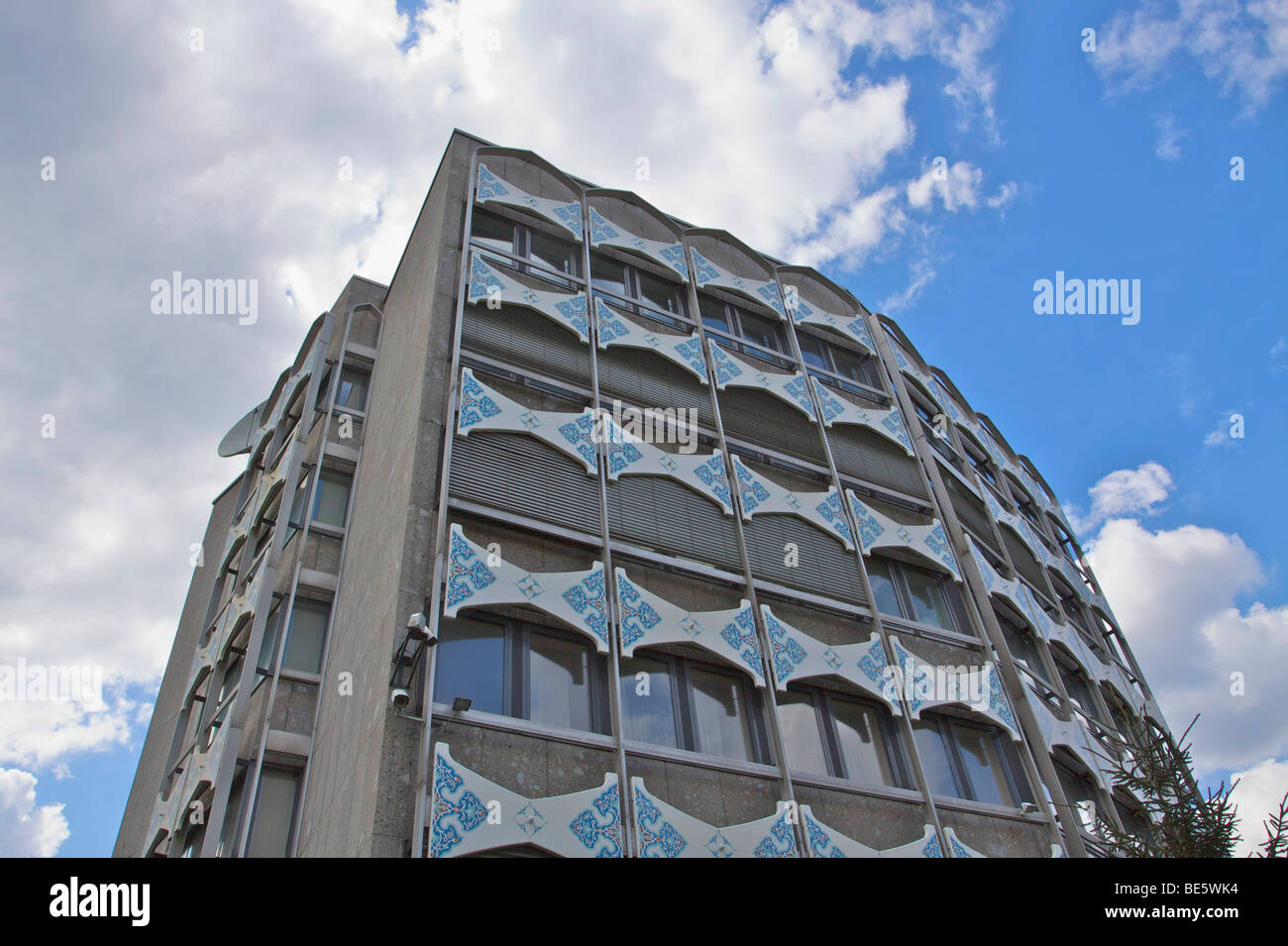 The vacant former embassy of Iran, 10 years after the move by the government and the Bundestag from Bonn to Berlin, Bonn, North Stock Photo