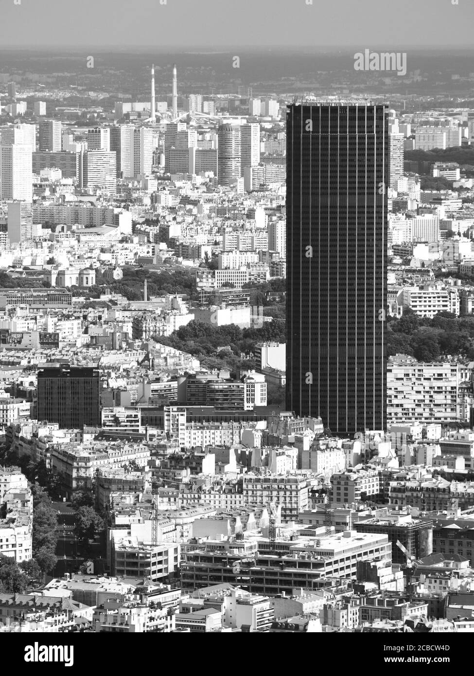 Blick auf den Montparnasse-Turm Wolkenkratzer vom Eiffelturm in Paris, Frankreich Stockfoto