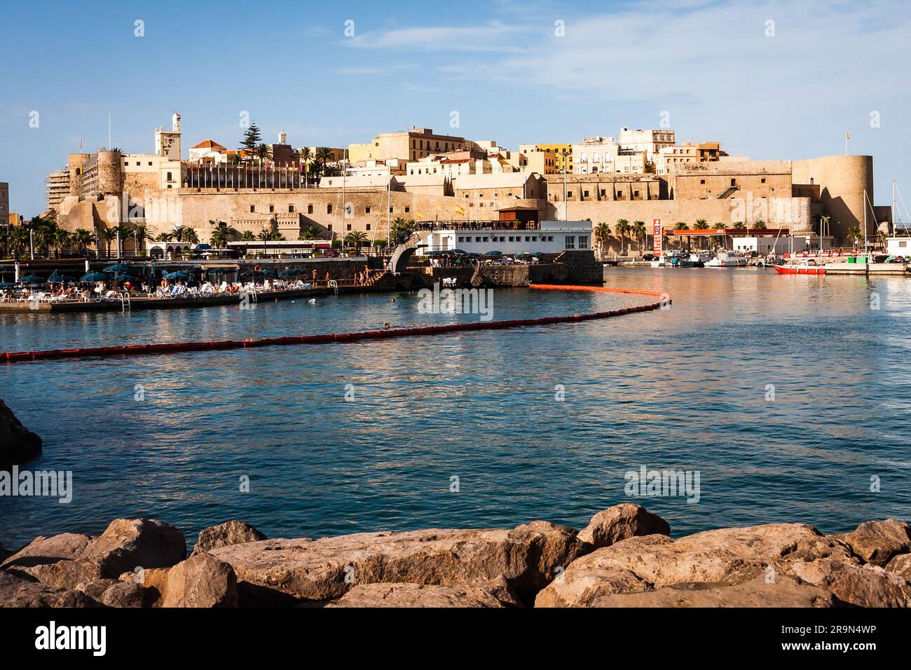 Melilla la Vieja Old Melillais der Name einer großen Festung, die unmittelbar nördlich des Hafens in Melilla steht. Ist eine autonome spanische CIT Stockfoto