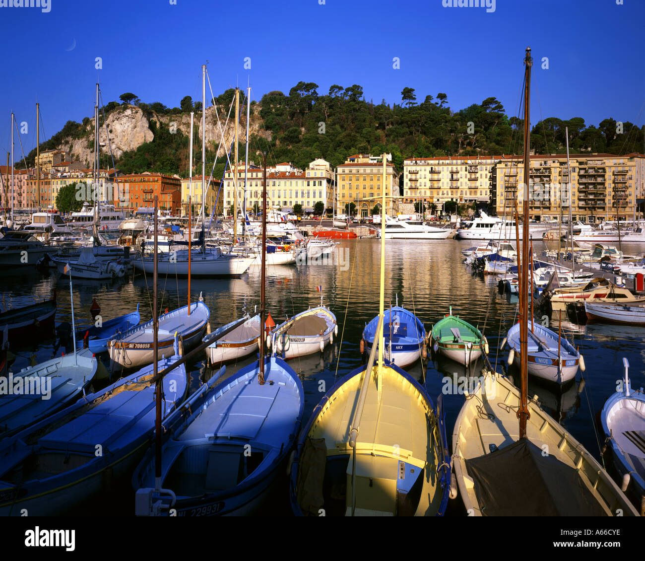 FR - COTE d ' Azur: der Hafen von Nizza Stockfoto