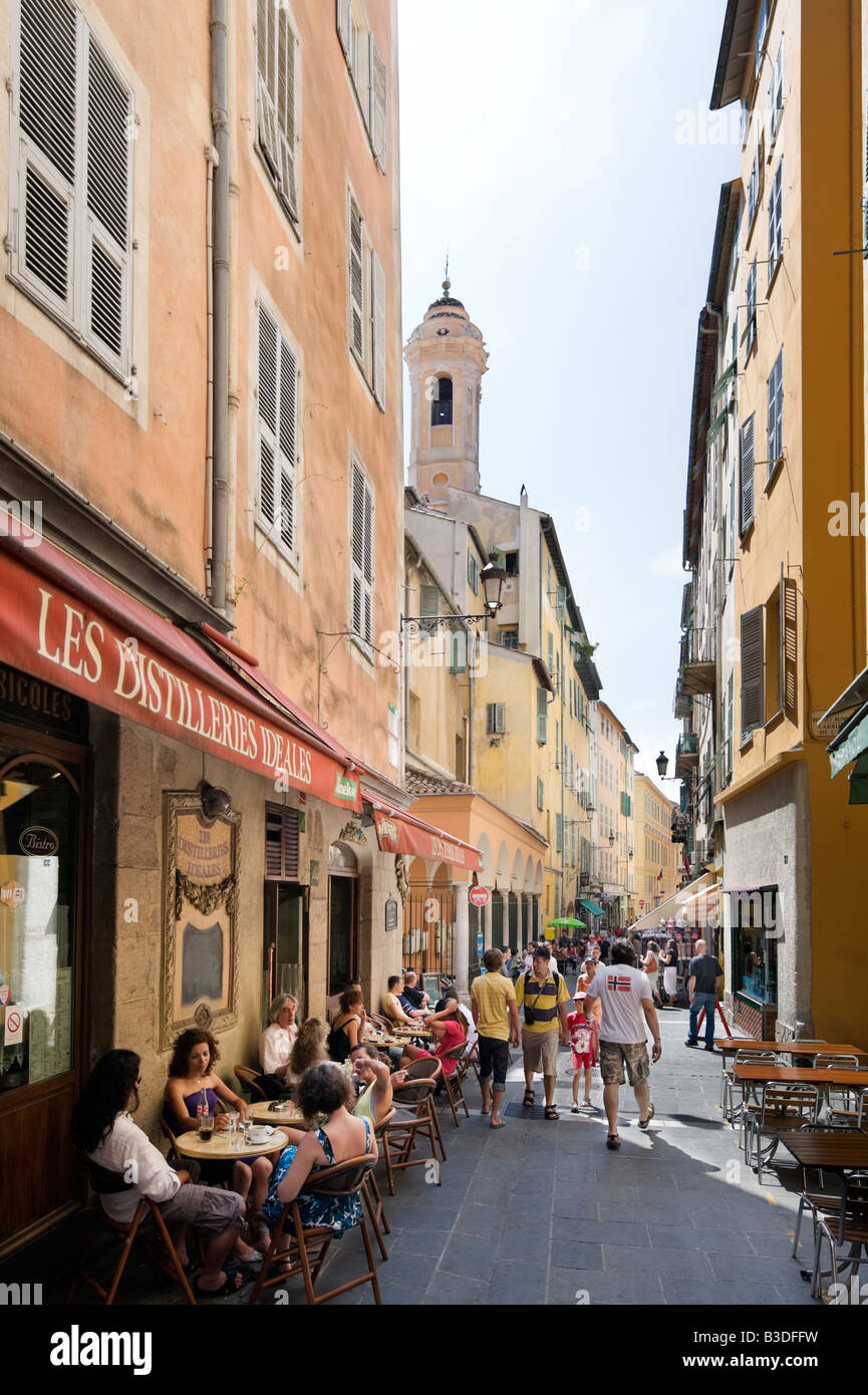 Cafe-Bar in der Altstadt (Vieux Nice), Rue de la Präfektur, Nizza, Côte d ' Azur, Côte d ' Azur, Frankreich Stockfoto