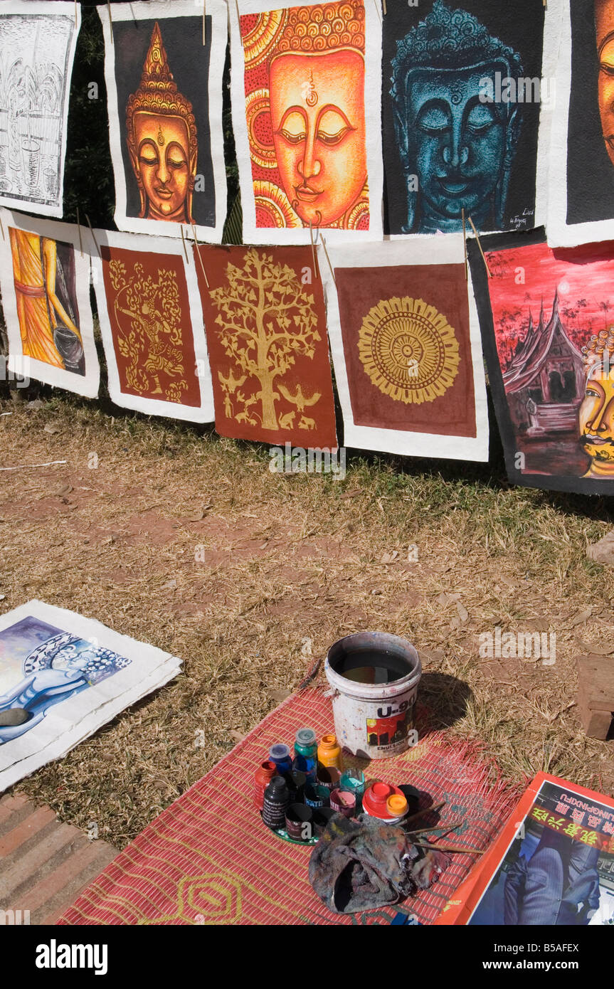 Handgemalte Plakate, Nachtmarkt, Luang Prabang, Laos, Indochina, Südost-Asien Stockfoto