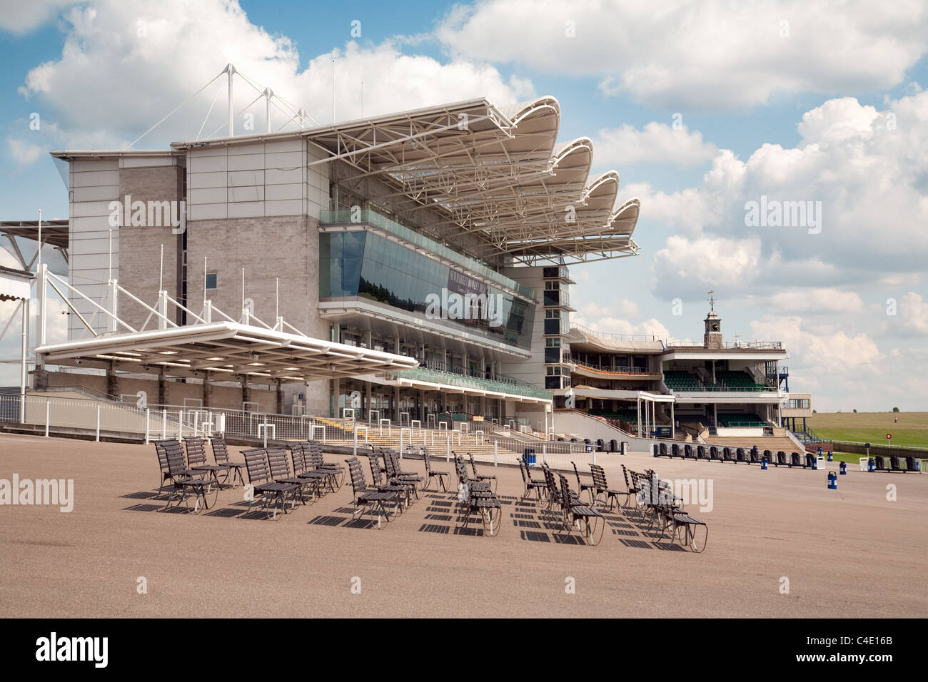 Newmarket Rowley Meile Rennbahn Millenniums-Tribüne, Newmarket Suffolk UK Stockfoto