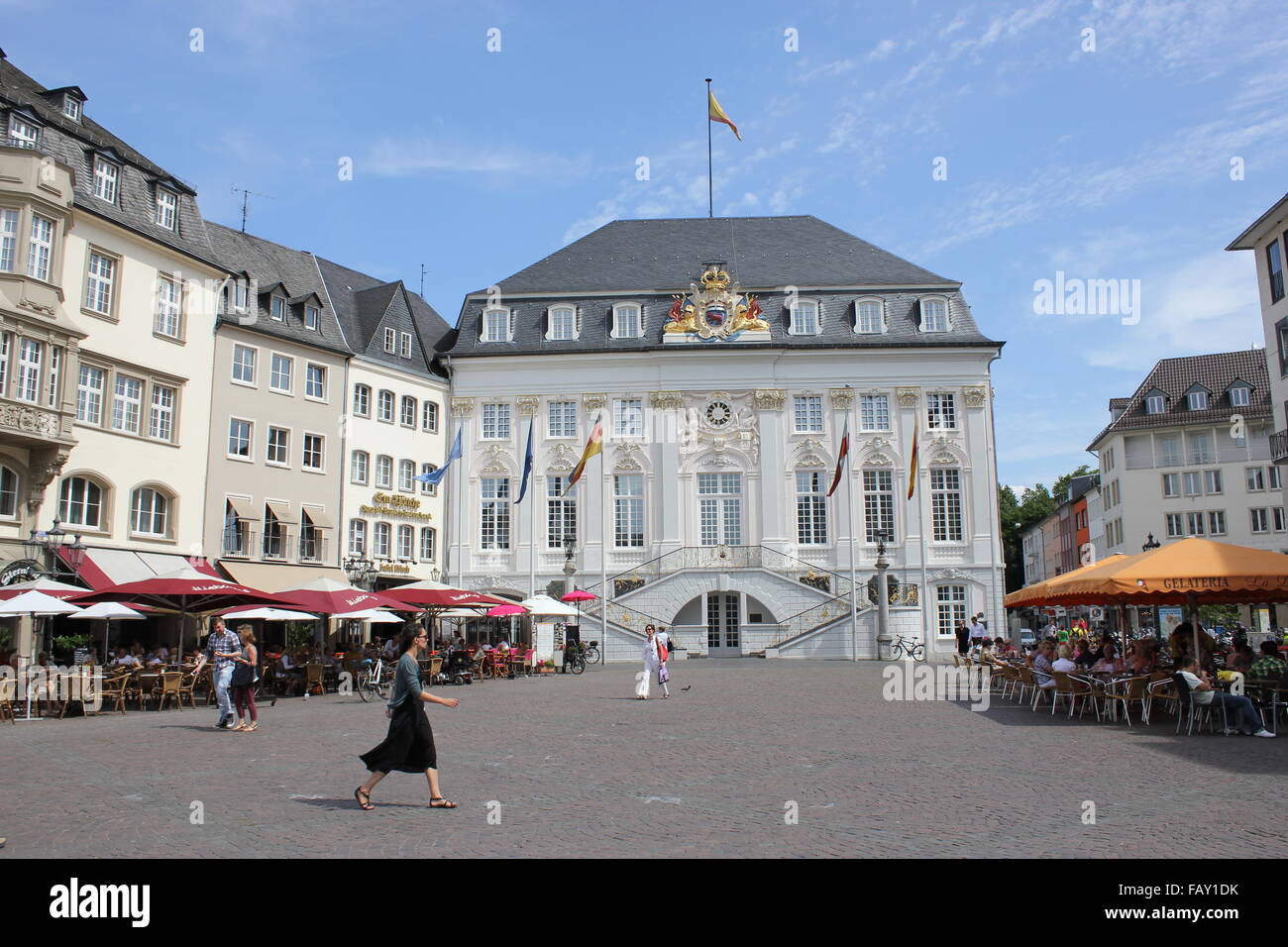 Bonn, Deutschland, Marktplatz und das alte Rathaus Stockfoto