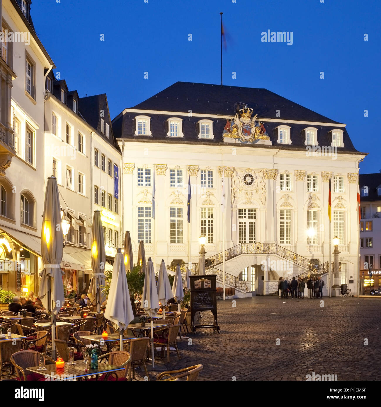 Altes Rathaus am Abend, Bonn, Rheinland, Nordrhein-Westfalen, Deutschland, Europa Stockfoto