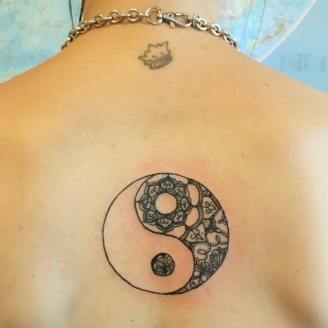 115+ Best Yin Yang Tattoo Designs & Meanings - Chose Yours (2019)