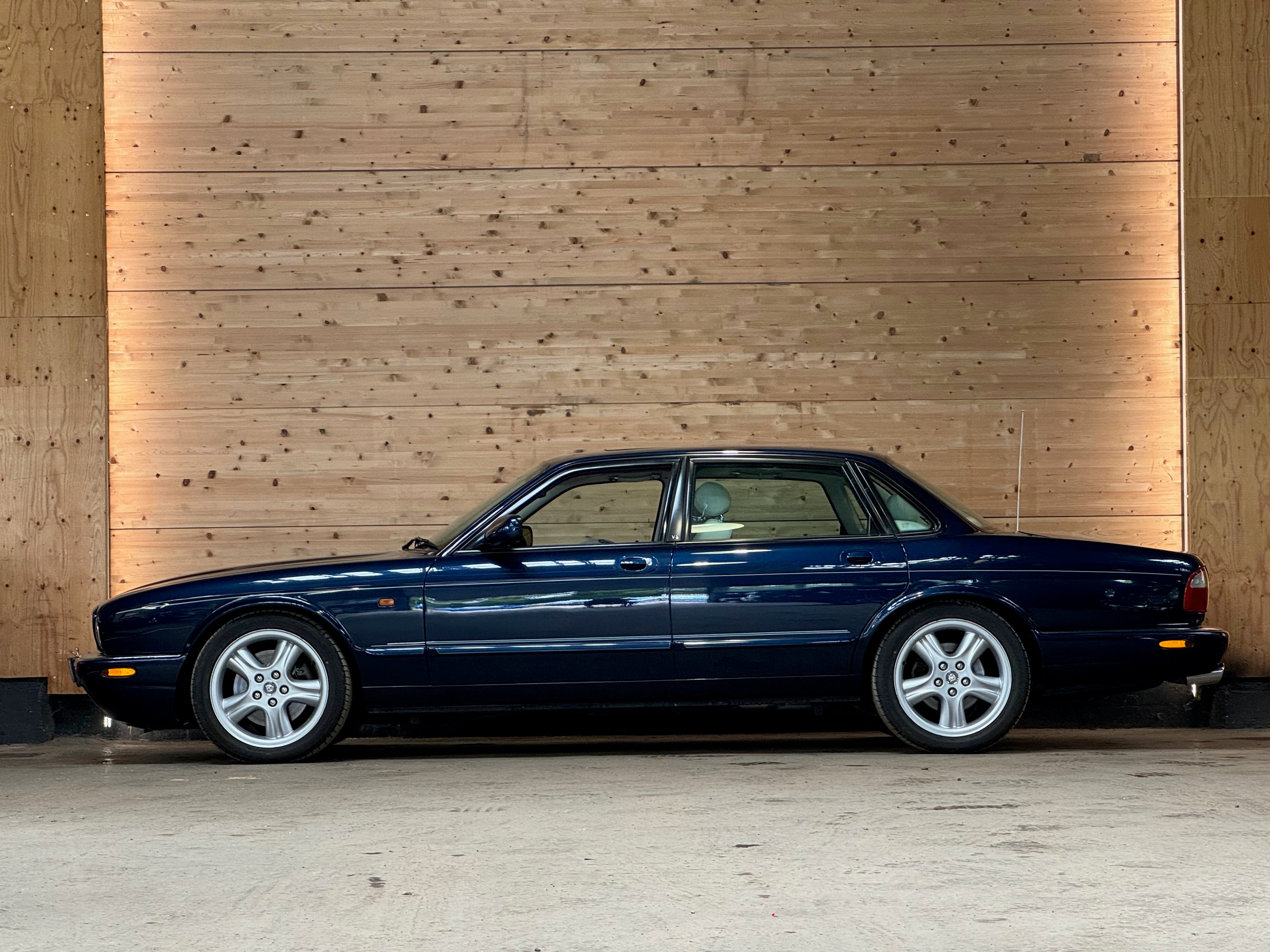 Jaguar XJR 4.0 375ch