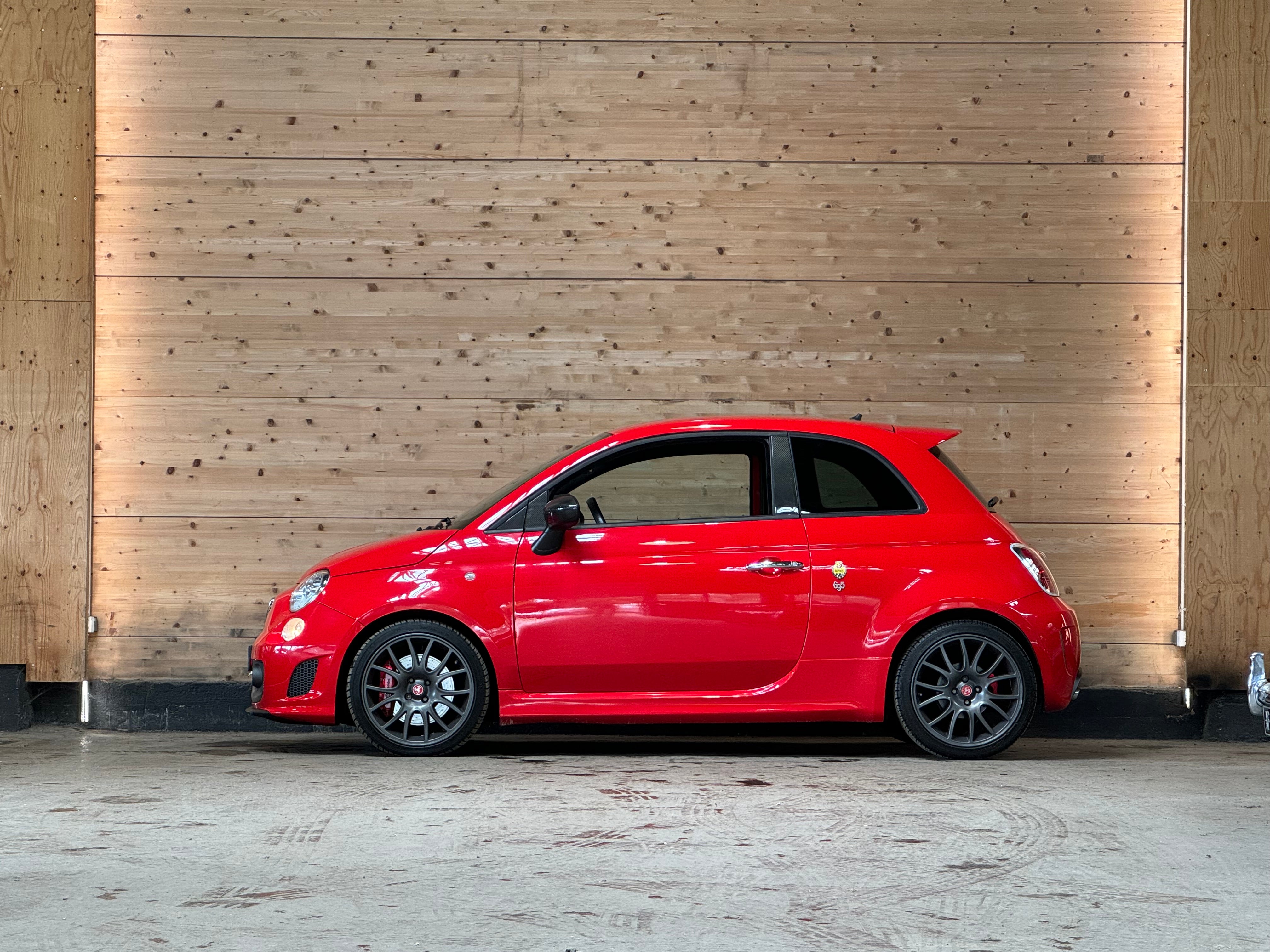 Abarth 695 Tributo Ferrari