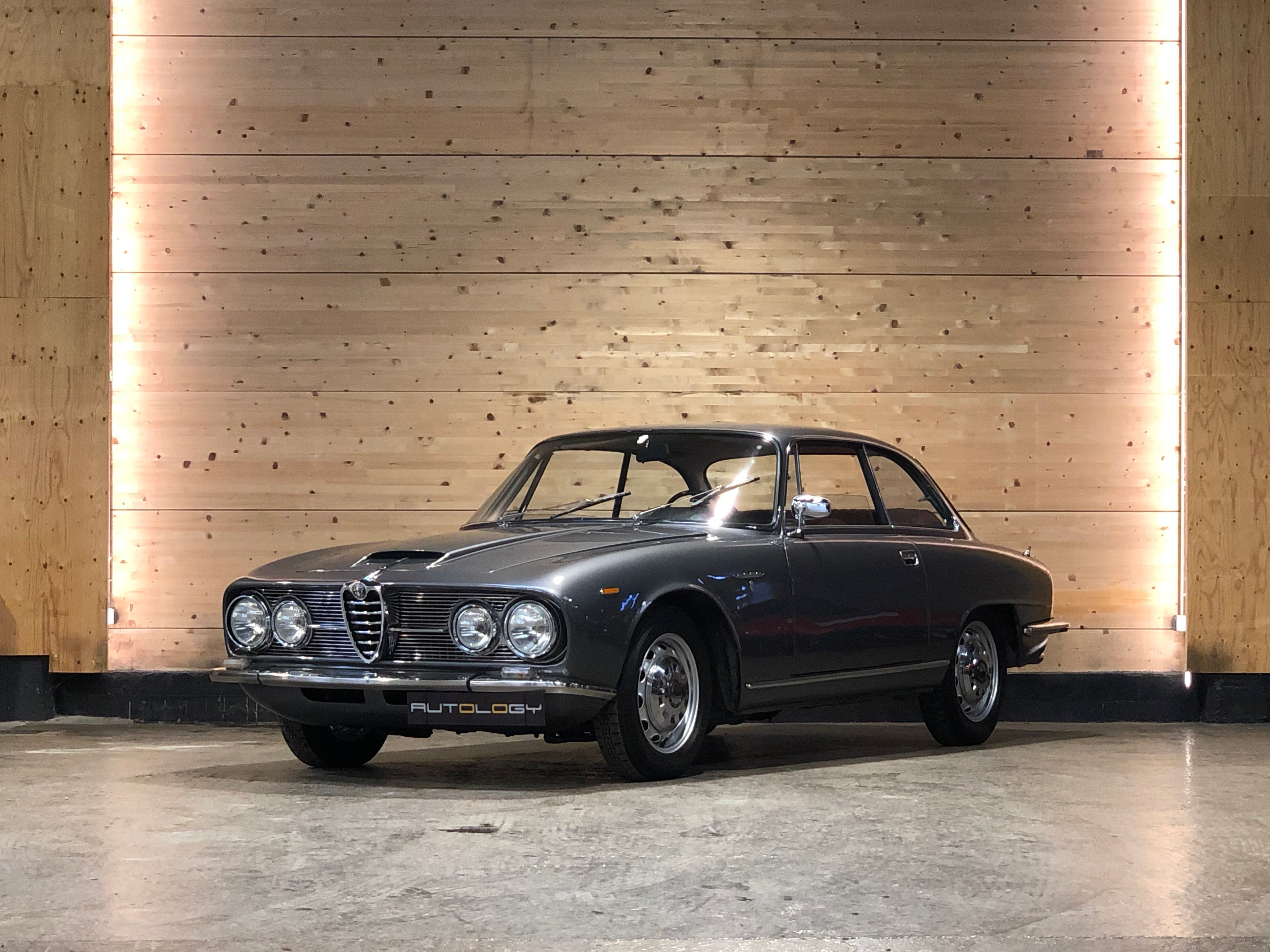 Alfa Romeo 2600 Sprint